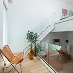 Daire Breathtaking Loft In Award-winning Building Porto