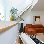 Daire Breathtaking Loft In Award-winning Building Porto